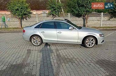 Седан Audi A4 2008 в Городке