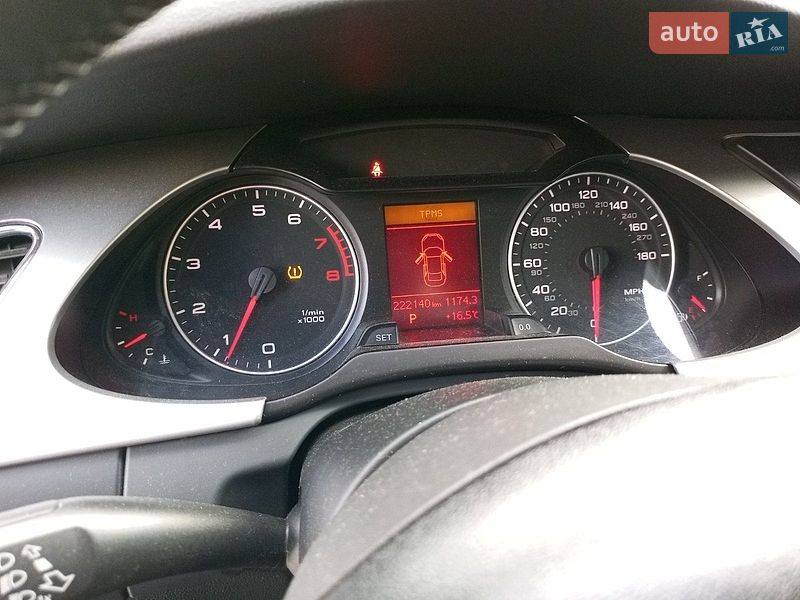 Седан Audi A4 2008 в Городке