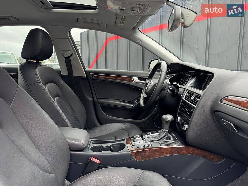 Седан Audi A4 2013 в Луцьку