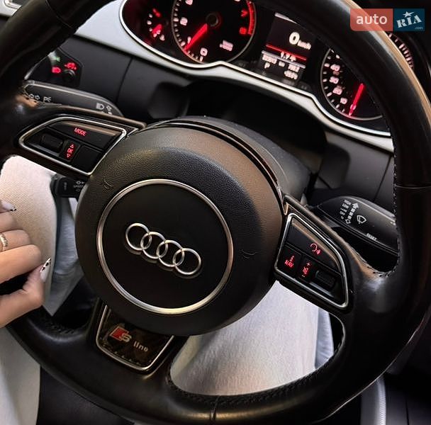 Седан Audi A4 2015 в Одесі