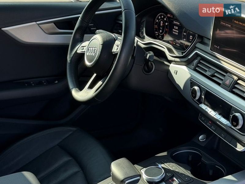 Седан Audi A4 2016 в Івано-Франківську