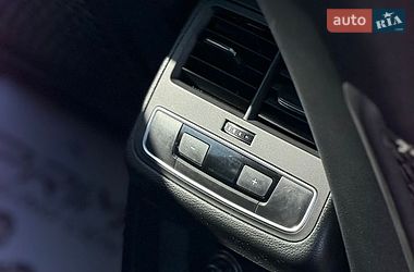 Седан Audi A4 2016 в Івано-Франківську