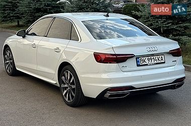 Седан Audi A4 2023 в Киеве