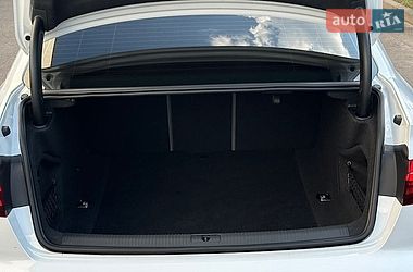 Седан Audi A4 2023 в Киеве