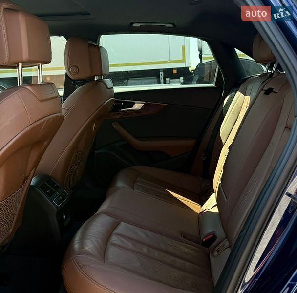 Седан Audi A4 2020 в Киеве