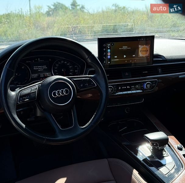 Седан Audi A4 2020 в Киеве