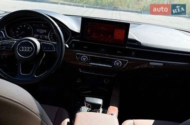 Седан Audi A4 2020 в Киеве