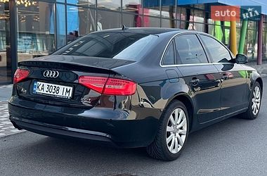 Седан Audi A4 2012 в Киеве