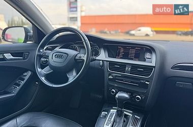 Седан Audi A4 2012 в Киеве