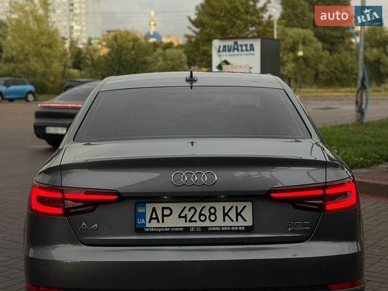 Седан Audi A4 2017 в Киеве