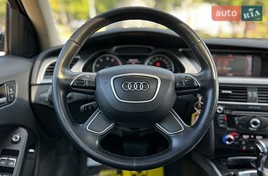 Седан Audi A4 2014 в Львові