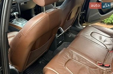 Седан Audi A4 2013 в Городке