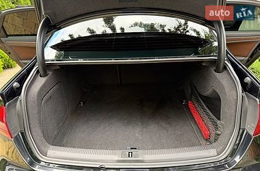 Седан Audi A4 2013 в Городке