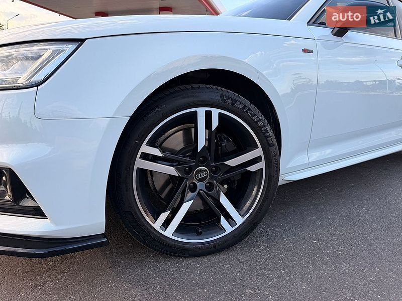 Седан Audi A4 2017 в Кривому Розі