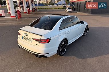 Седан Audi A4 2017 в Кривому Розі