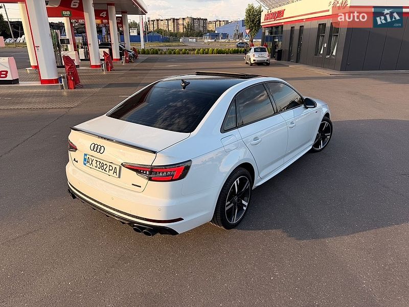 Седан Audi A4 2017 в Кривому Розі