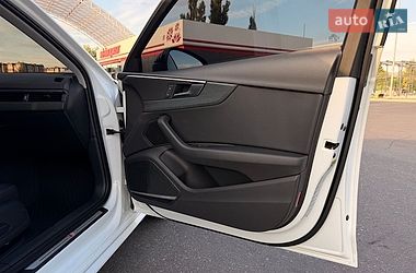 Седан Audi A4 2017 в Кривому Розі