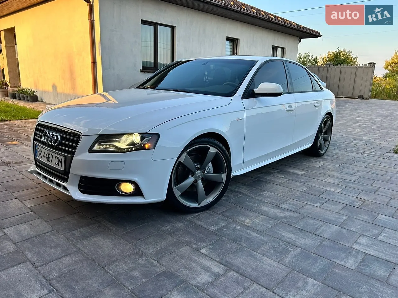 2011 Audi A4 - мініатюра 19