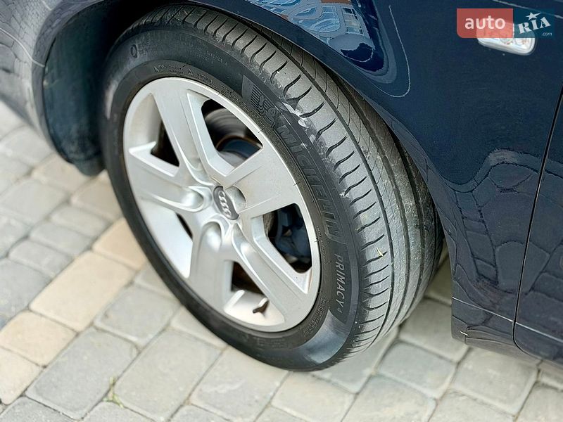 Седан Audi A4 2007 в Виннице