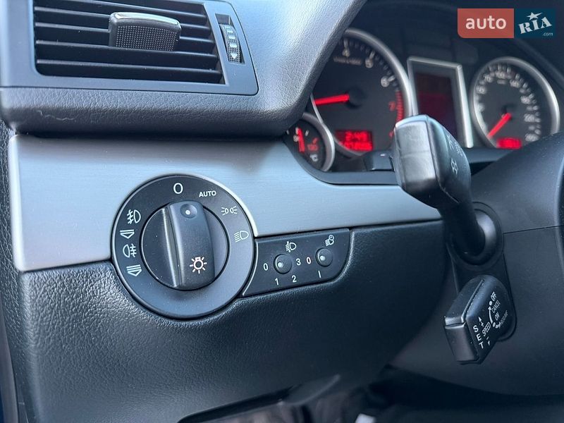 Седан Audi A4 2007 в Виннице