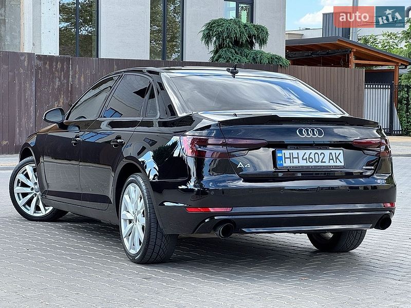 Седан Audi A4 2015 в Одесі