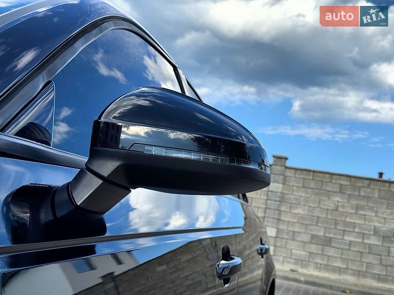 Седан Audi A4 2015 в Одесі