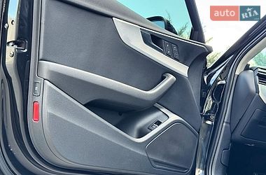 Седан Audi A4 2015 в Одесі