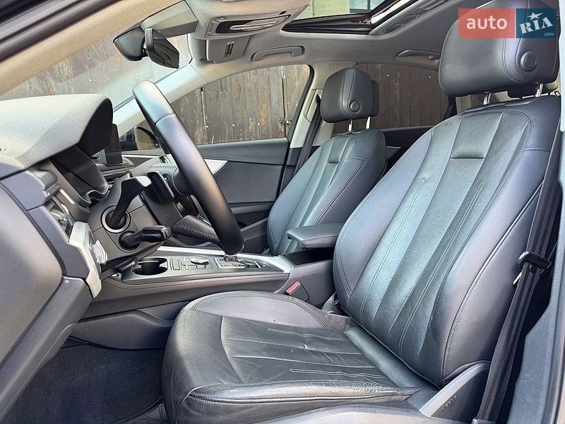 Седан Audi A4 2015 в Одесі
