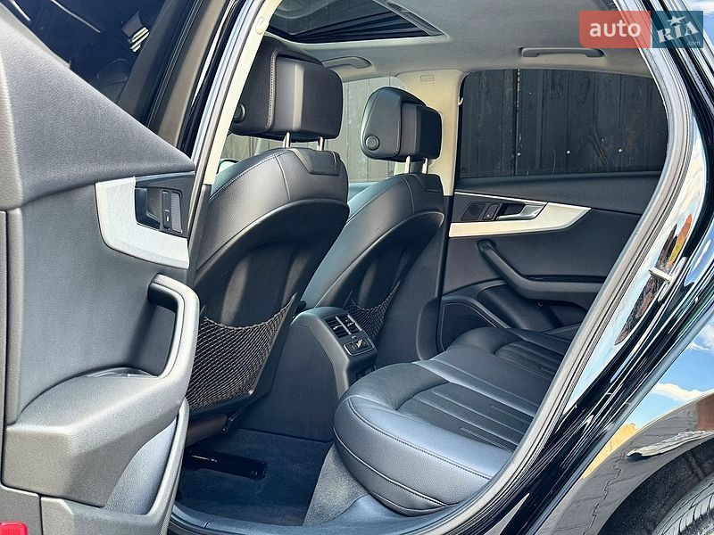 Седан Audi A4 2015 в Одесі
