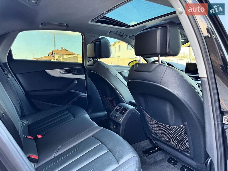 Седан Audi A4 2015 в Одесі