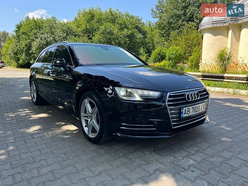 Универсал Audi A4 2017 в Черновцах