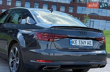 Седан Audi A4 2019 в Днепре