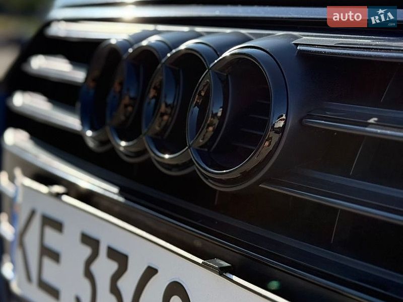 Седан Audi A4 2019 в Днепре