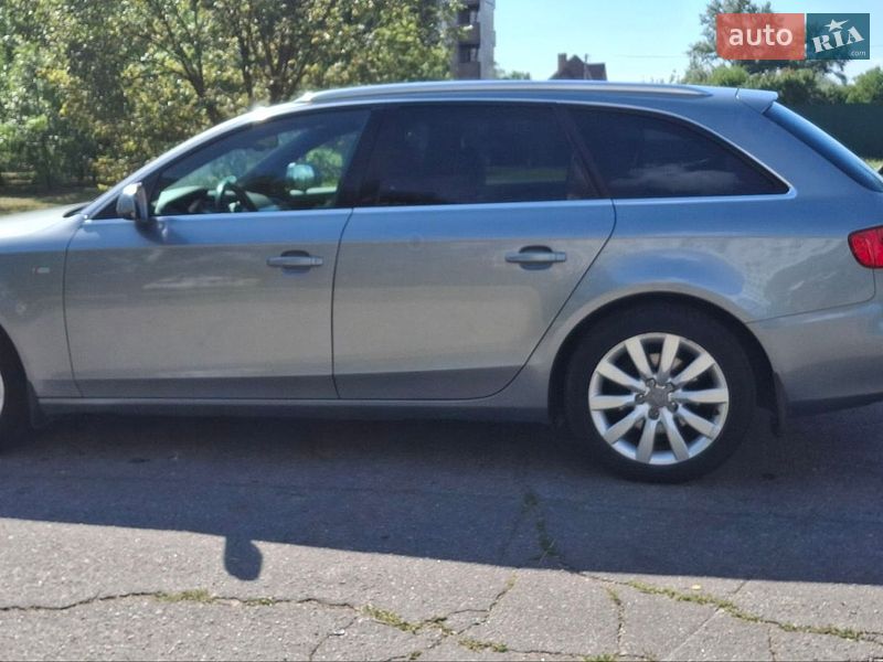 Универсал Audi A4 2010 в Кременчуге