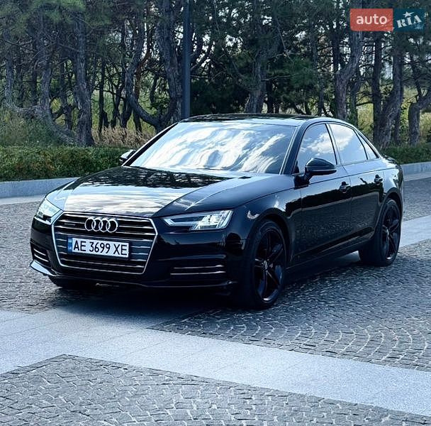 Седан Audi A4 2016 в Днепре фото Седан Audi A4 2016 в Днепре
