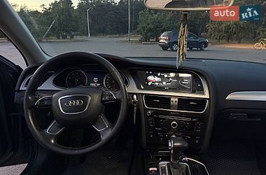 Седан Audi A4 2013 в Горішніх Плавнях