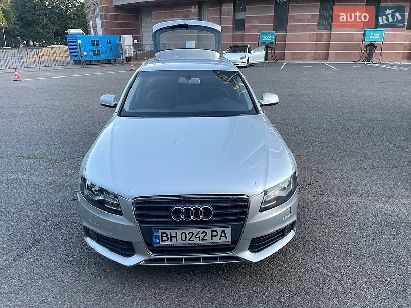 Універсал Audi A4 2010 в Одесі