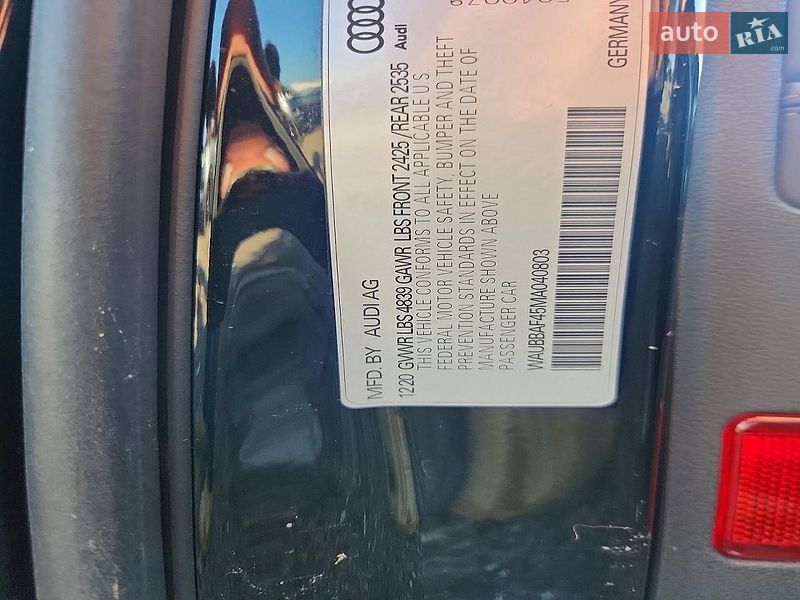 Седан Audi A4 2021 в Львове