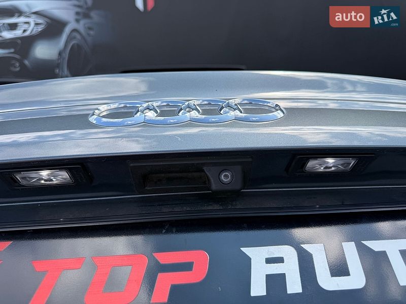 Седан Audi A4 2019 в Львове