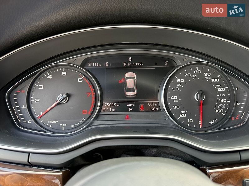 Седан Audi A4 2019 в Львове