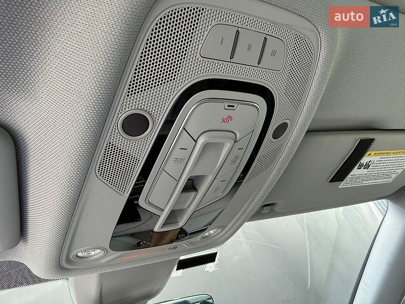 Седан Audi A4 2019 в Львове