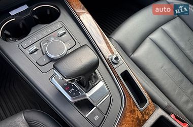 Седан Audi A4 2019 в Львове