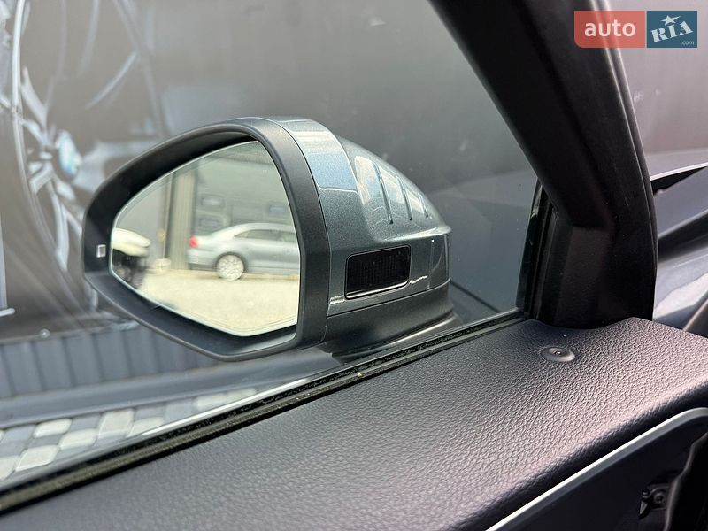 Седан Audi A4 2019 в Львове