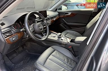 Седан Audi A4 2019 в Львове