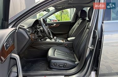 Седан Audi A4 2019 в Львове