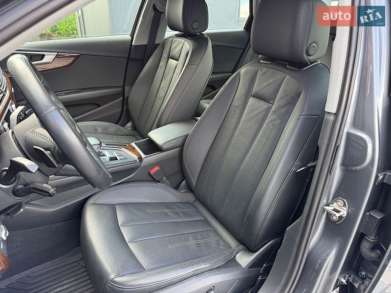 Седан Audi A4 2019 в Львове