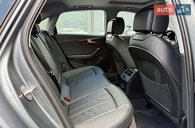 Седан Audi A4 2019 в Львове