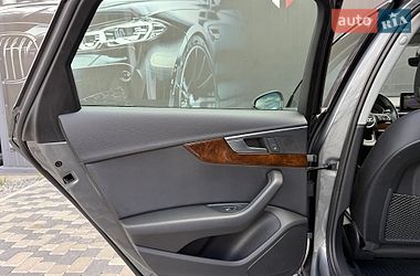 Седан Audi A4 2019 в Львові