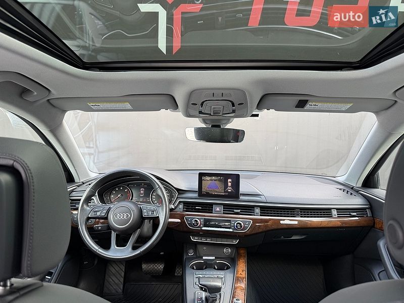 Седан Audi A4 2019 в Львові