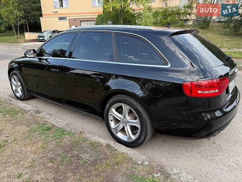 Универсал Audi A4 2014 в Львове